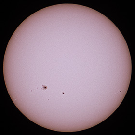 SUNSPOT201128.JPG - 36,708BYTES
