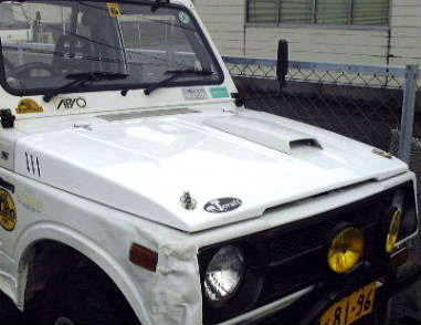 ジムニートライアルボンネット