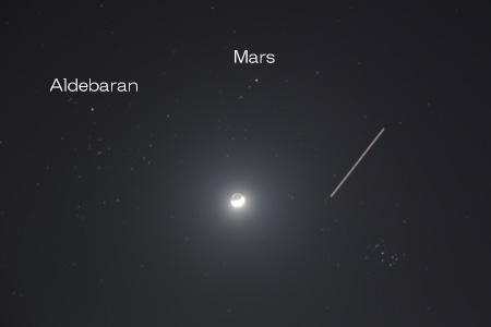 MARS_ALDEBARAN_MOON_M45_ISS_210319.JPG - 27,971BYTES